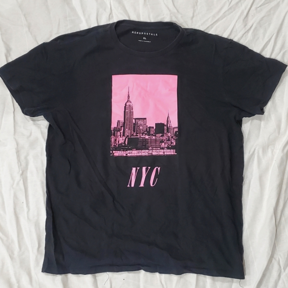 Aeropostale NYC Graphic Tee VINTAGE Y2K